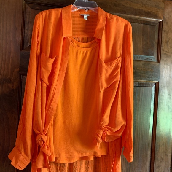 Dyed to match blouse and tank - Picture 3 of 8